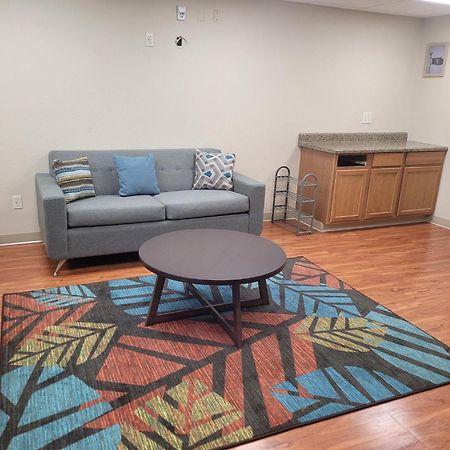WoodSpring Suites Louisville Clarksville Extérieur photo