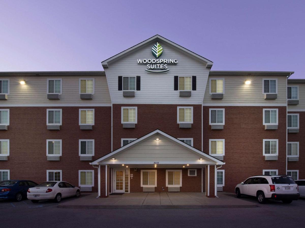 WoodSpring Suites Louisville Clarksville Extérieur photo