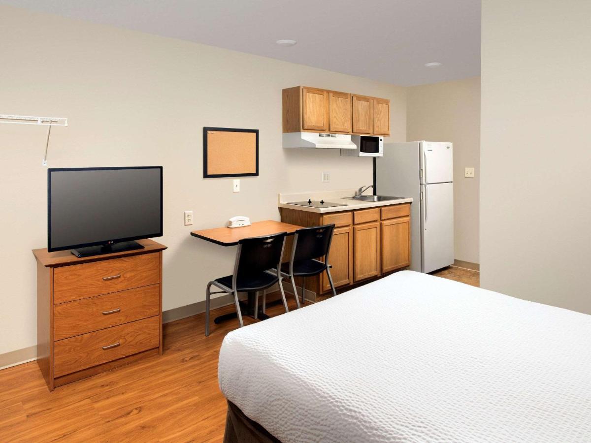 WoodSpring Suites Louisville Clarksville Extérieur photo