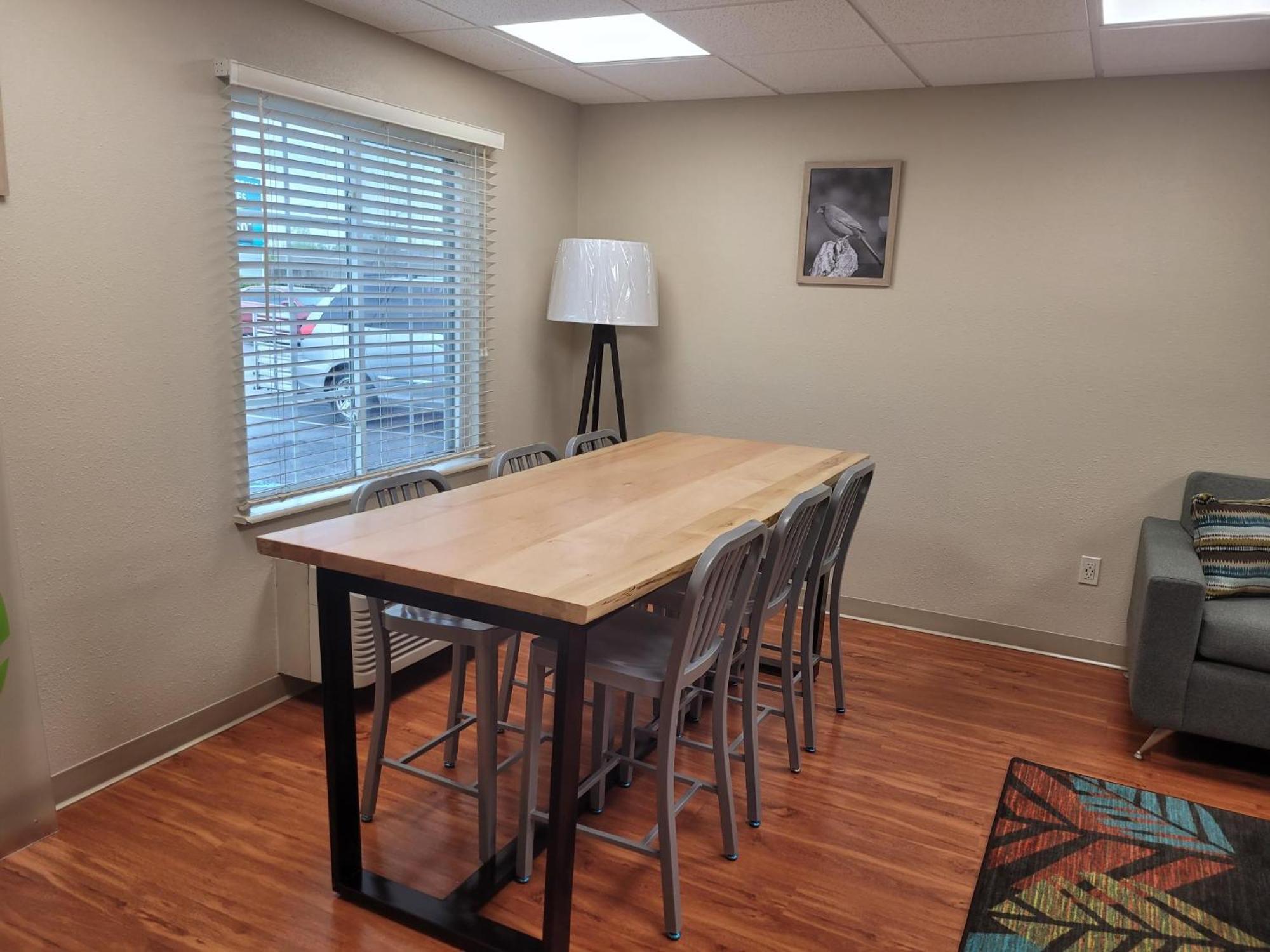 WoodSpring Suites Louisville Clarksville Extérieur photo