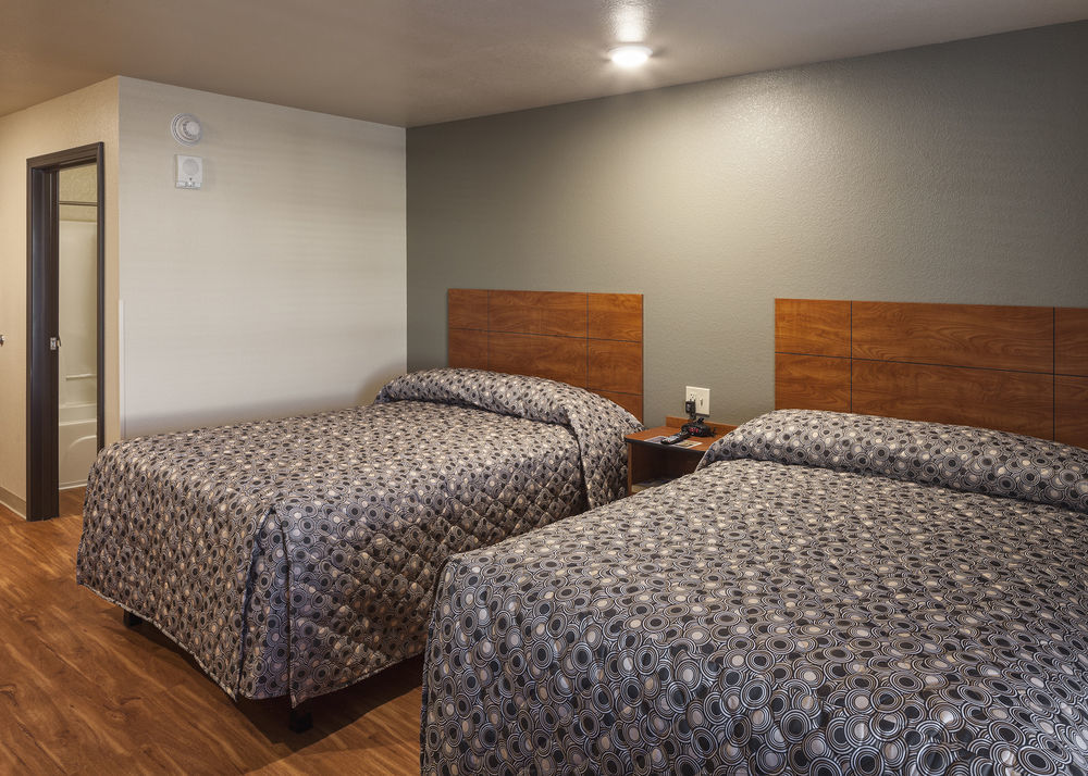 WoodSpring Suites Louisville Clarksville Extérieur photo
